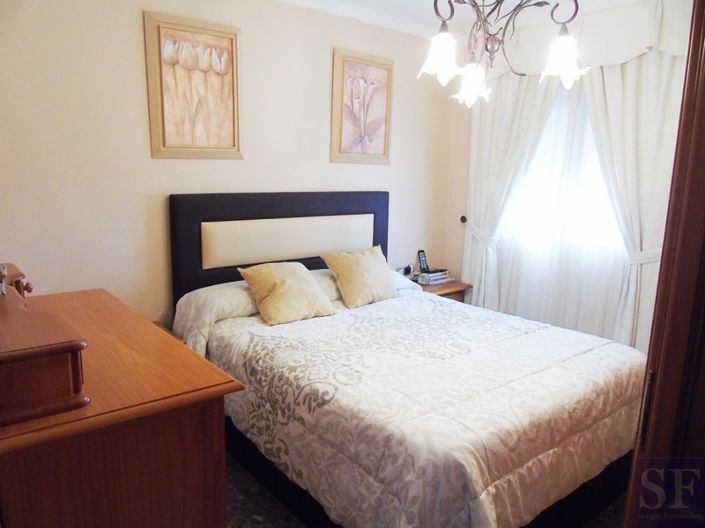 Image No.5-3 Bed Townhouse for sale