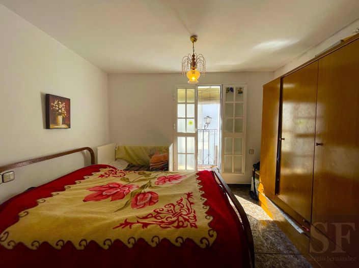 Image No.7-4 Bed Townhouse for sale