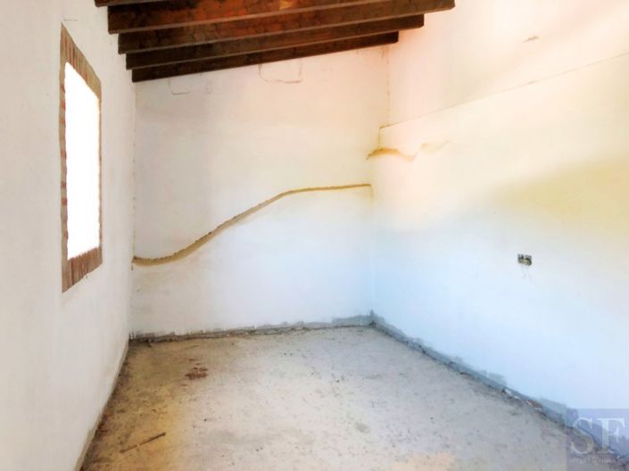 Image No.7-4 Bed Townhouse for sale