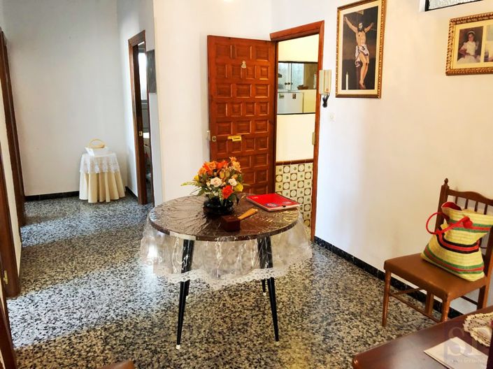 Image No.2-3 Bed Townhouse for sale