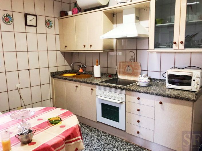 Image No.3-3 Bed Townhouse for sale