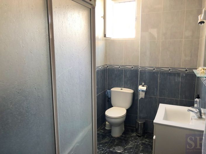 Image No.7-3 Bed Townhouse for sale