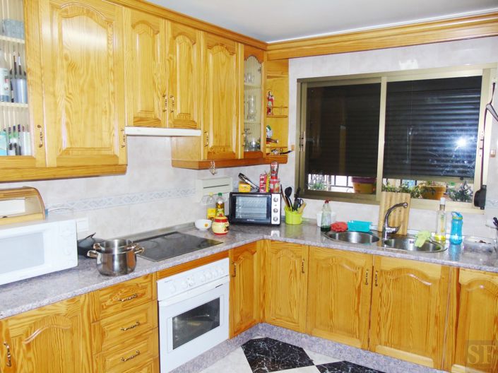 Image No.3-4 Bed Townhouse for sale