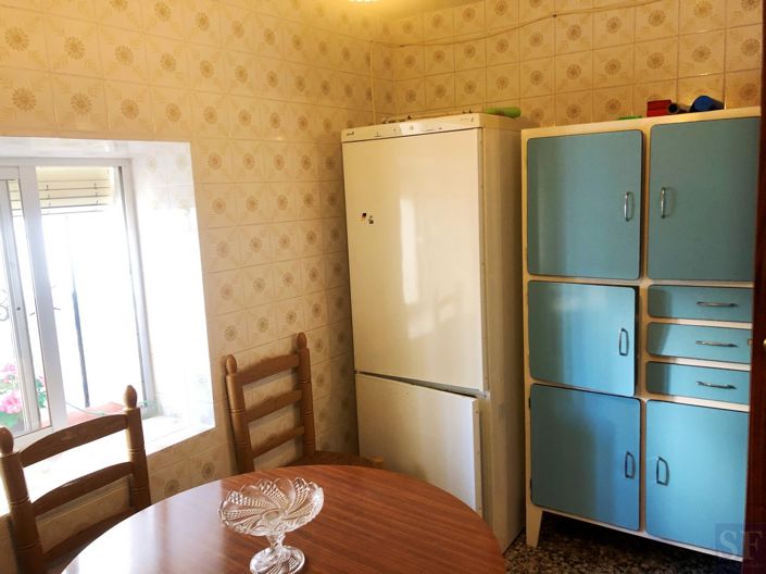 Image No.4-4 Bed Townhouse for sale