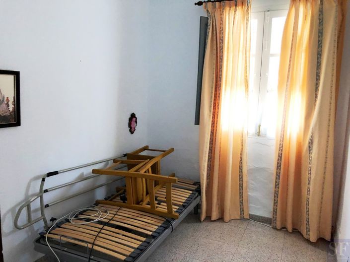 Image No.6-3 Bed Townhouse for sale