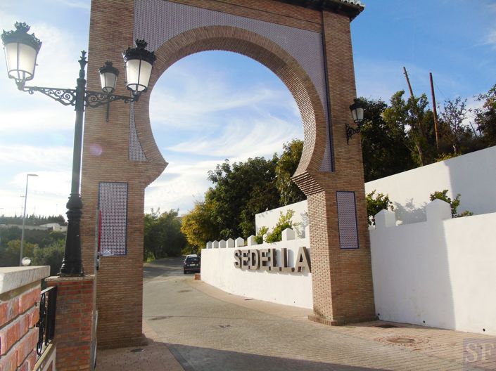 Image No.15-5 Bed Townhouse for sale