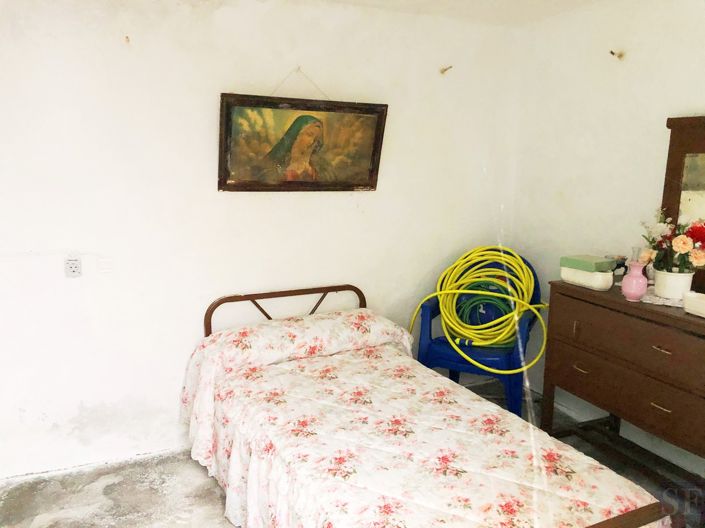 Image No.11-5 Bed Townhouse for sale