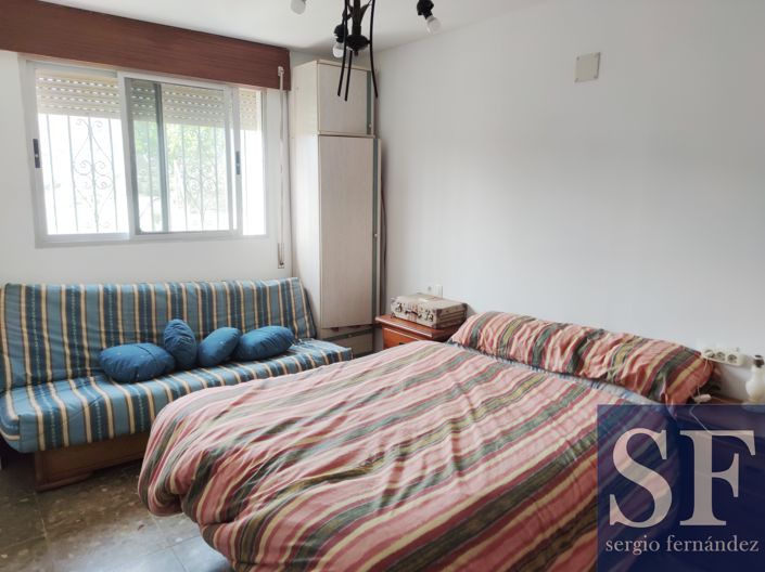 Image No.10-4 Bed Townhouse for sale