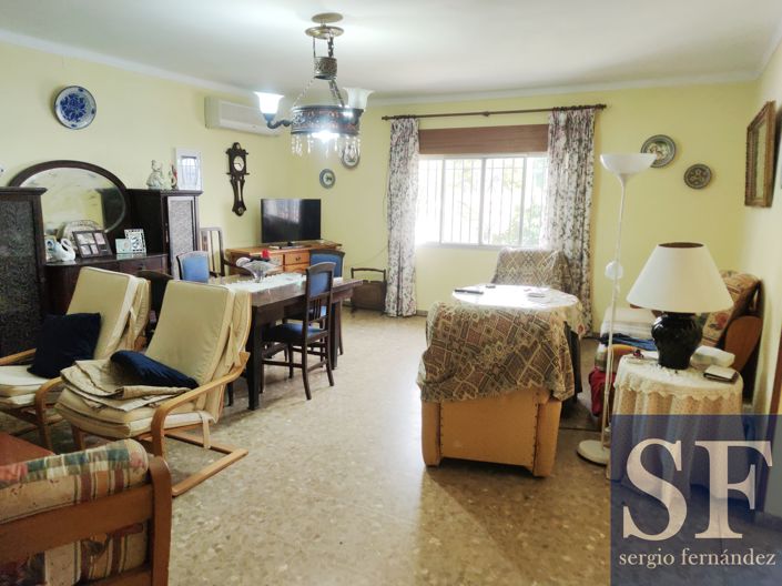 Image No.4-4 Bed Townhouse for sale