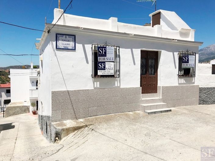 Image No.1-2 Bed Townhouse for sale