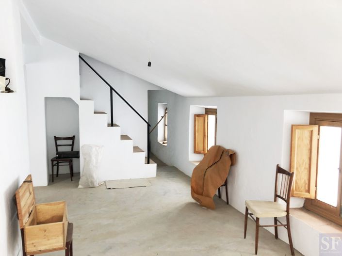 Image No.16-3 Bed Townhouse for sale