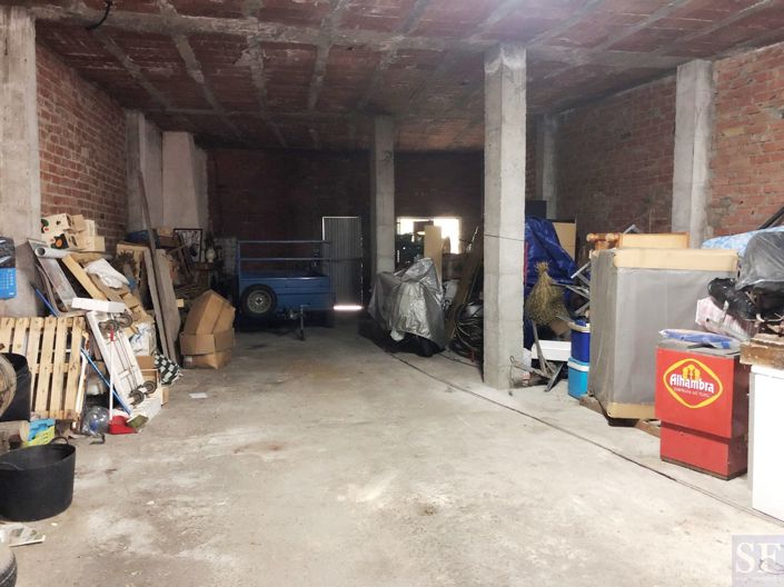 Image No.17-4 Bed Townhouse for sale