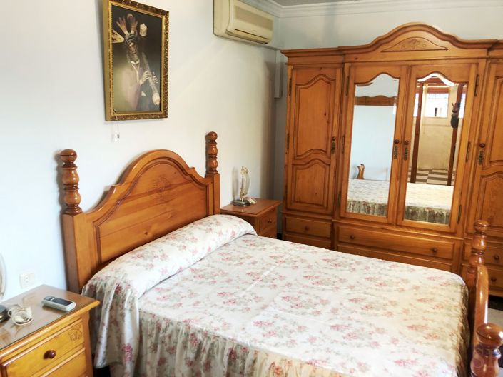 Image No.6-3 Bed Townhouse for sale