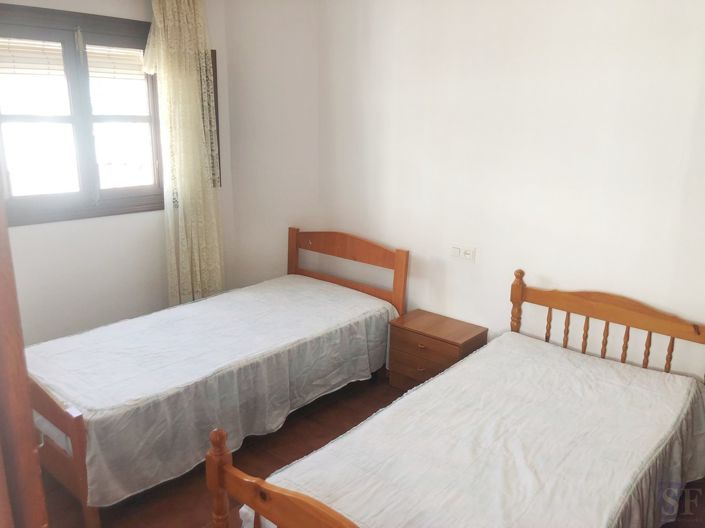 Image No.12-3 Bed Townhouse for sale