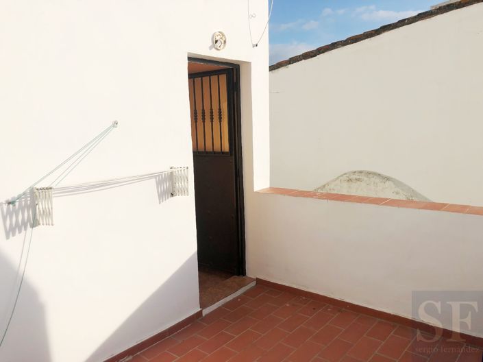 Image No.13-3 Bed Townhouse for sale