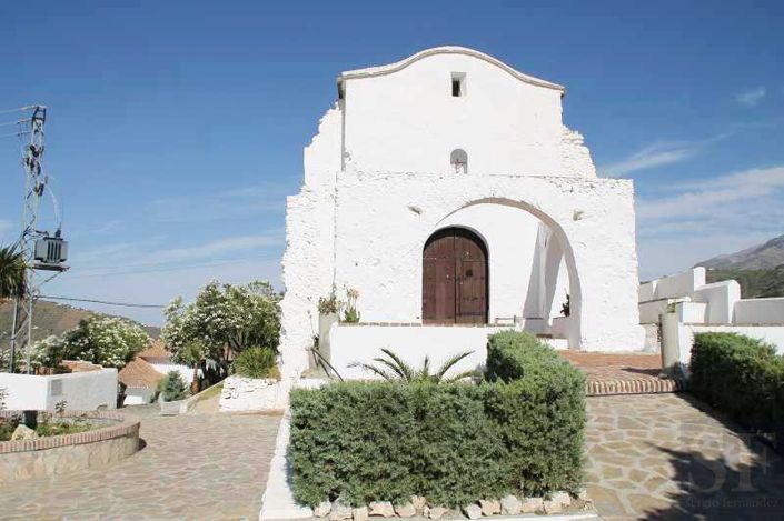 Image No.18-3 Bed Townhouse for sale