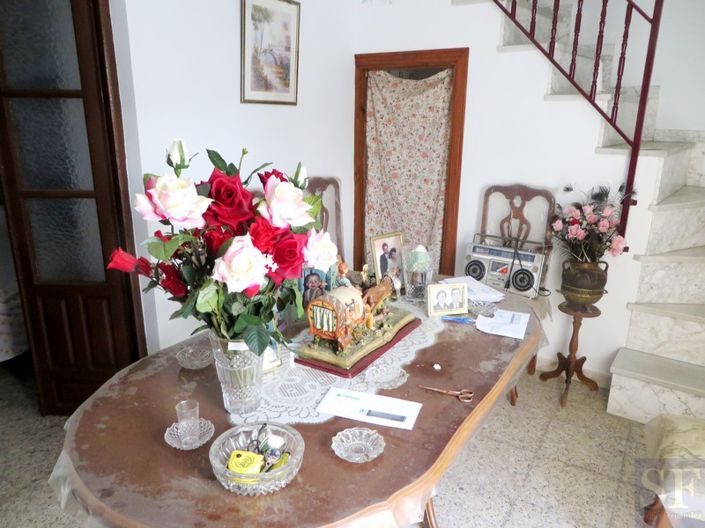 Image No.2-2 Bed Townhouse for sale