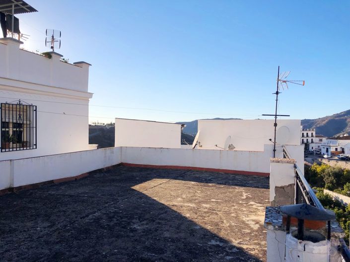 Image No.16-3 Bed Apartment for sale