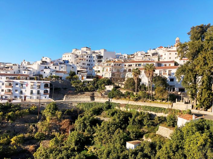 Image No.18-3 Bed Apartment for sale