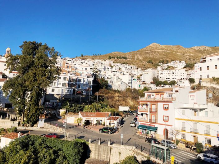 Image No.19-3 Bed Apartment for sale