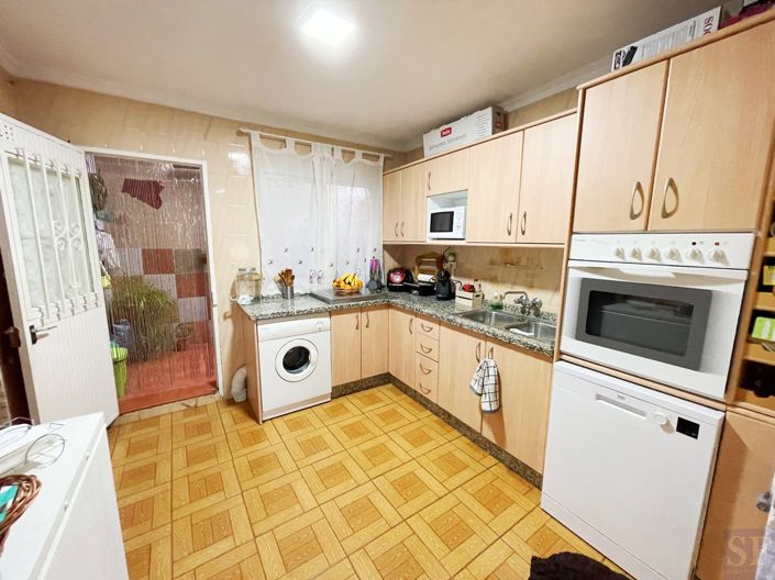 Image No.3-3 Bed Townhouse for sale