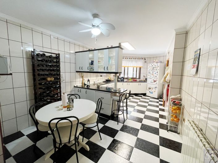 Image No.9-Villa for sale