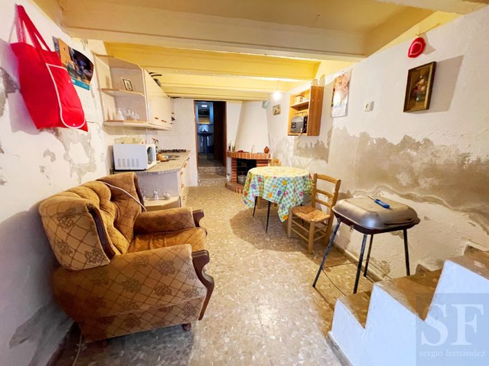 Image No.10-3 Bed Townhouse for sale