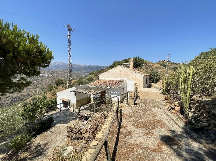 Image No.12-4 Bed Villa for sale