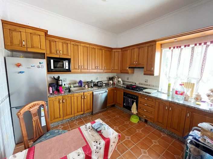 Image No.10-4 Bed Villa for sale