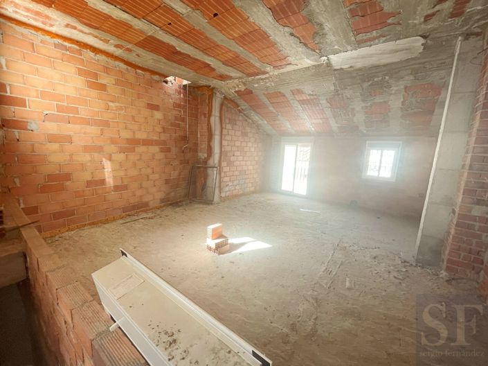 Image No.8-Townhouse for sale