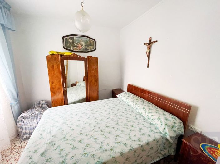 Image No.8-3 Bed Townhouse for sale