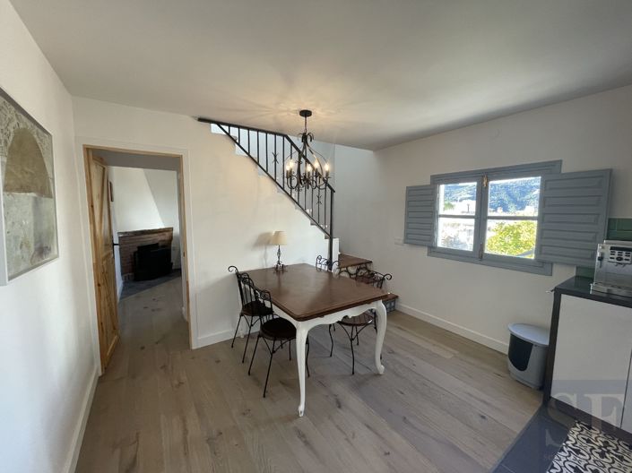 Image No.2-2 Bed Townhouse for sale