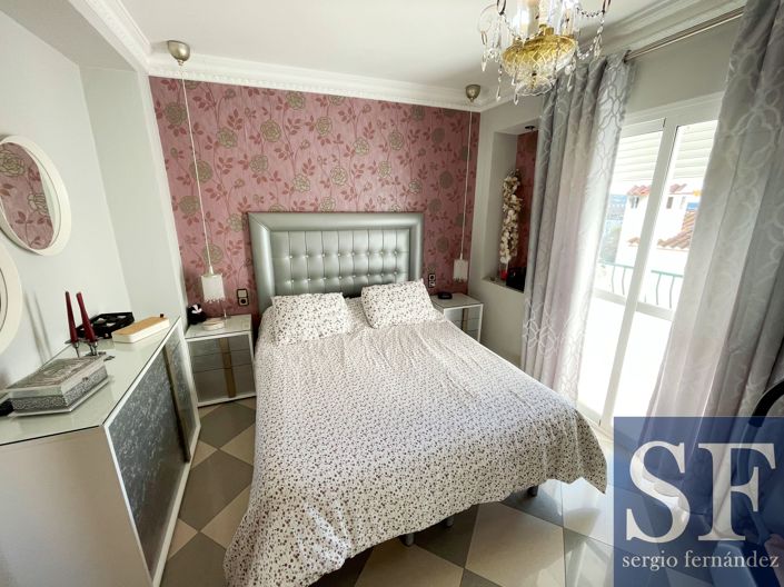 Image No.11-3 Bed Townhouse for sale