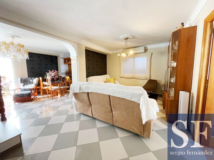 Image No.2-3 Bed Townhouse for sale