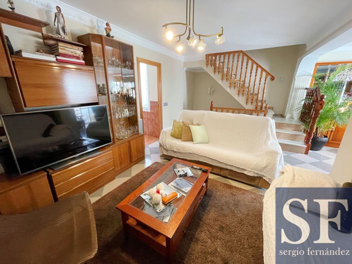 Image No.3-3 Bed Townhouse for sale