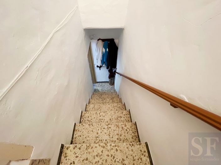 Image No.15-4 Bed Townhouse for sale