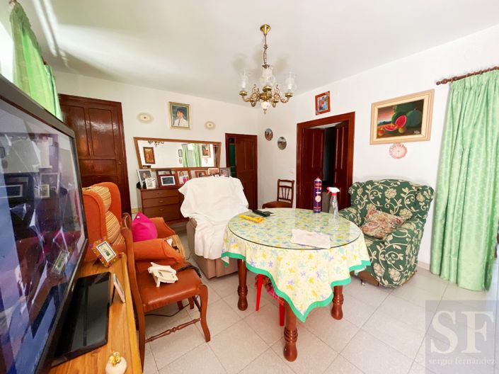 Image No.2-4 Bed Townhouse for sale