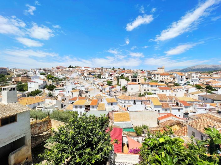 Image No.20-4 Bed Townhouse for sale