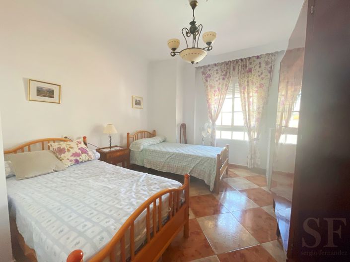 Image No.8-3 Bed Townhouse for sale