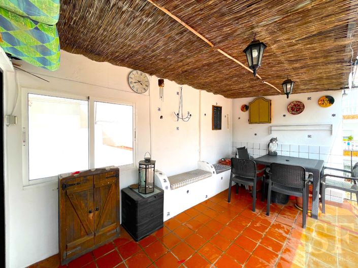 Image No.17-2 Bed Townhouse for sale