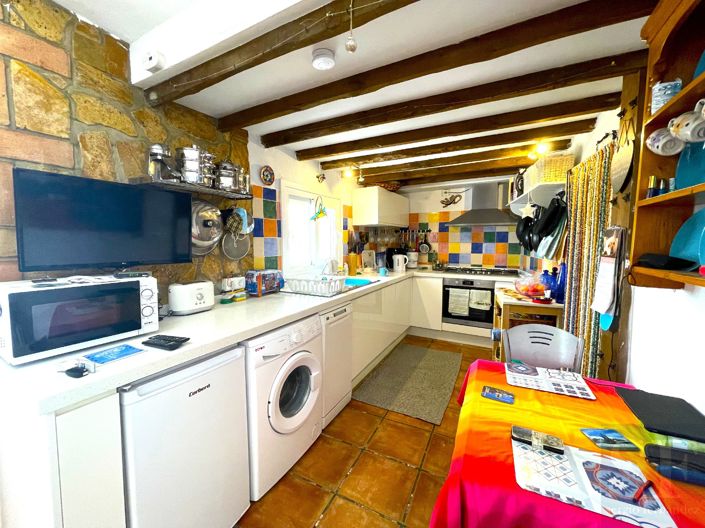 Image No.5-2 Bed Townhouse for sale