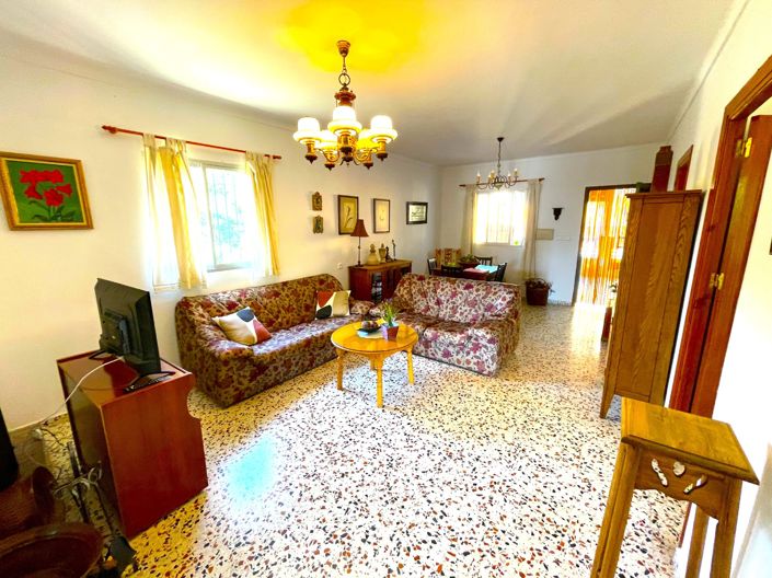 Image No.4-4 Bed Villa for sale