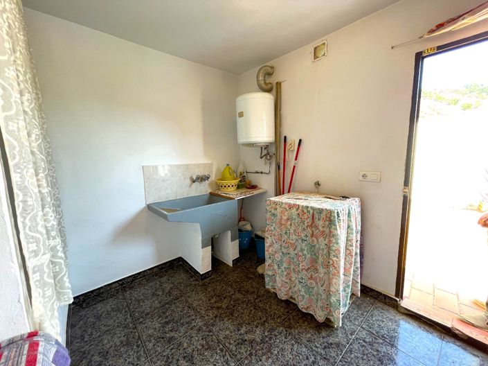 Image No.14-3 Bed Townhouse for sale