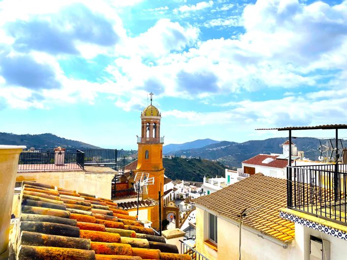 Image No.18-5 Bed Townhouse for sale