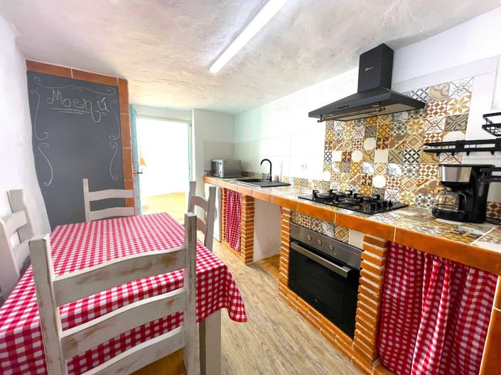 Image No.6-5 Bed Townhouse for sale