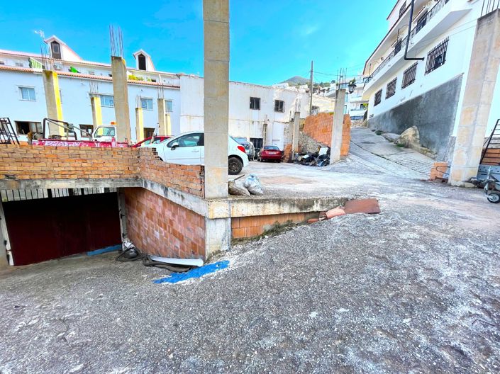 Image No.3-Townhouse for sale