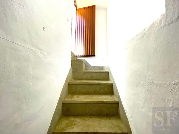 Image No.13-4 Bed Townhouse for sale