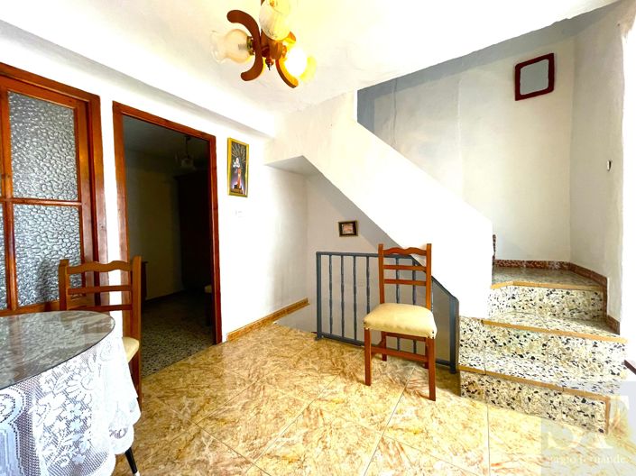 Image No.7-4 Bed Townhouse for sale