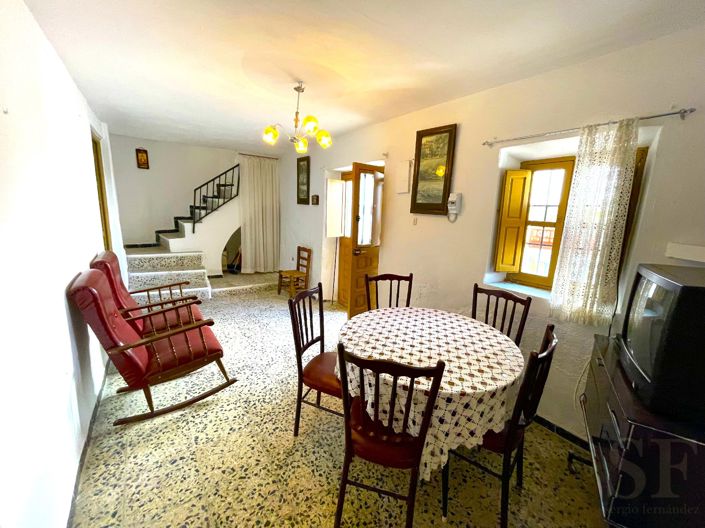 Image No.3-4 Bed Townhouse for sale