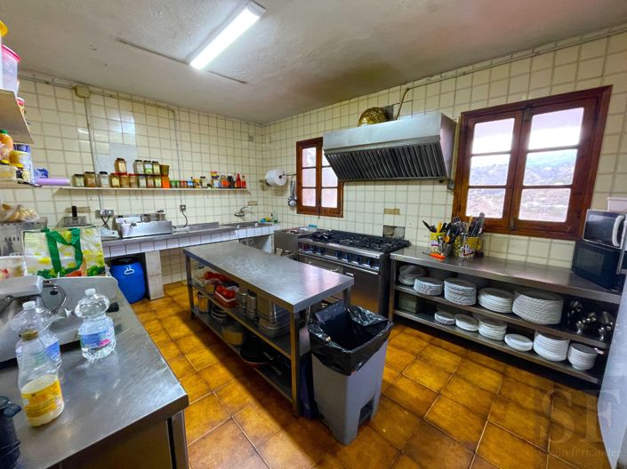 Image No.7-6 Bed Villa for sale